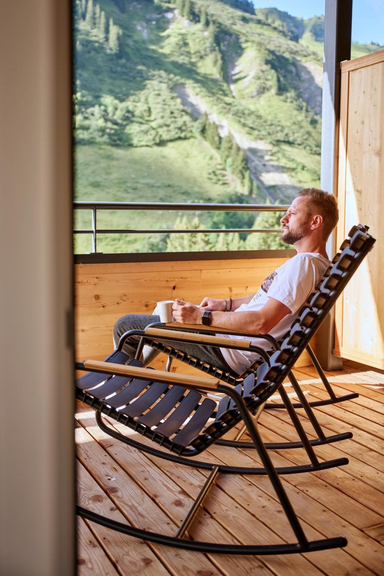 Alpenstolz Damuels Haus 1 - Stilvoll Urlauben In Den Bergen Apartment ภายนอก รูปภาพ