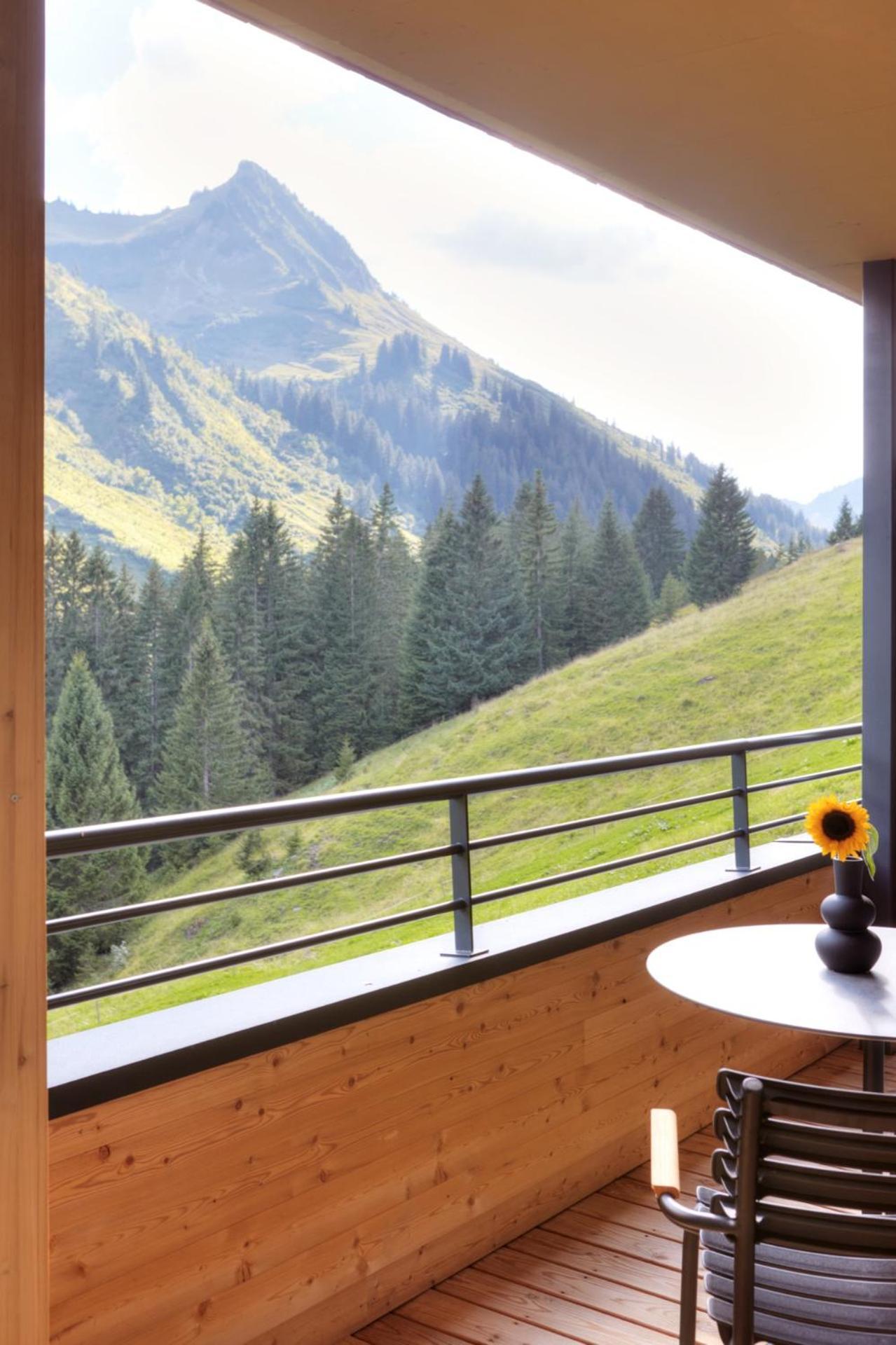 Alpenstolz Damuels Haus 1 - Stilvoll Urlauben In Den Bergen Apartment ภายนอก รูปภาพ