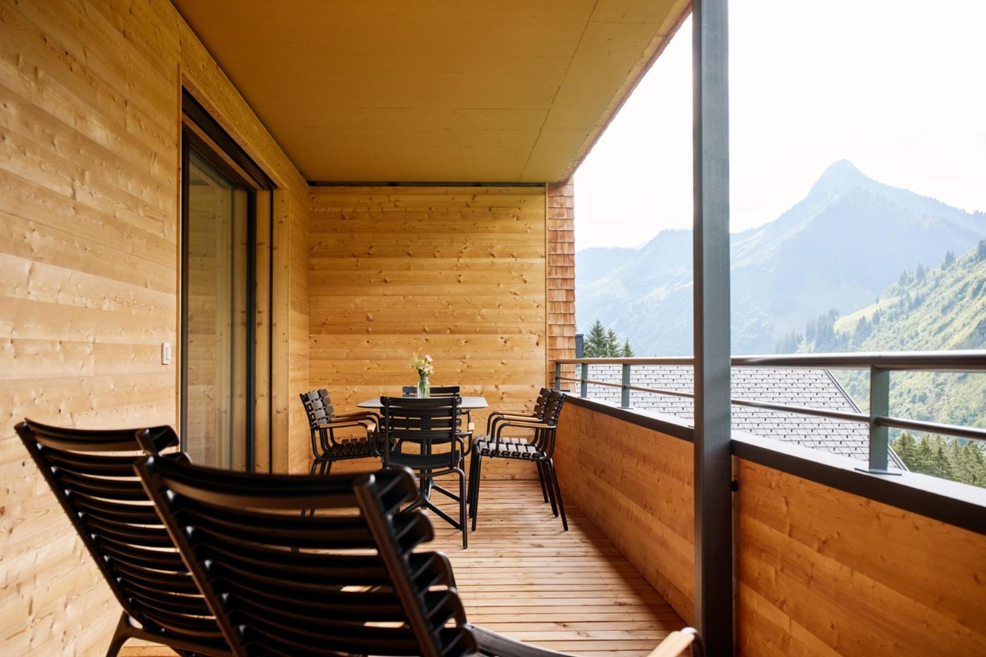 Alpenstolz Damuels Haus 1 - Stilvoll Urlauben In Den Bergen Apartment ภายนอก รูปภาพ